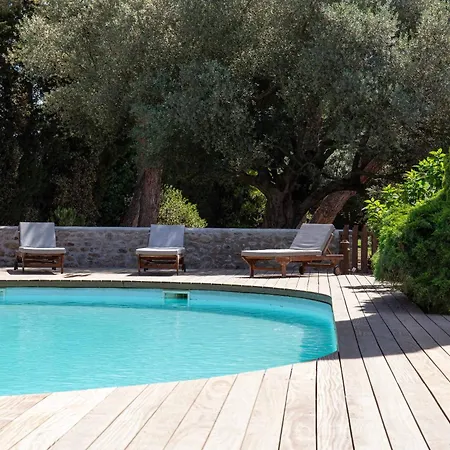Holiday home Mas Du Chemin De La